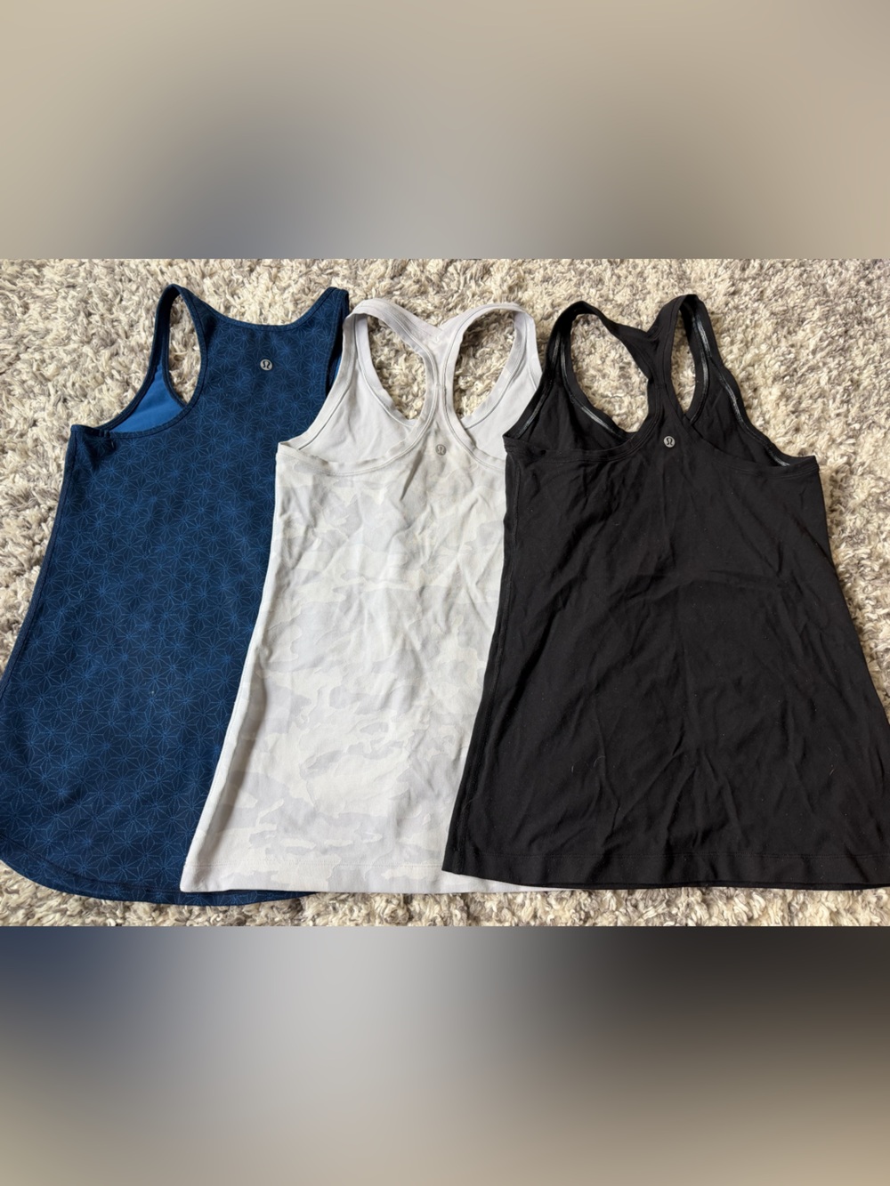 Lululemon tank tops